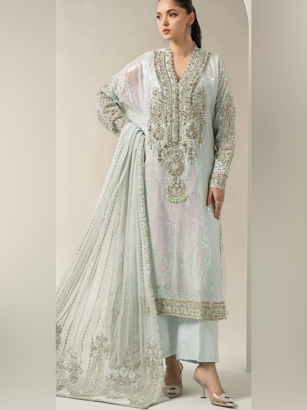 Light mint green stunning chiffon party wear outfit bust 46/47